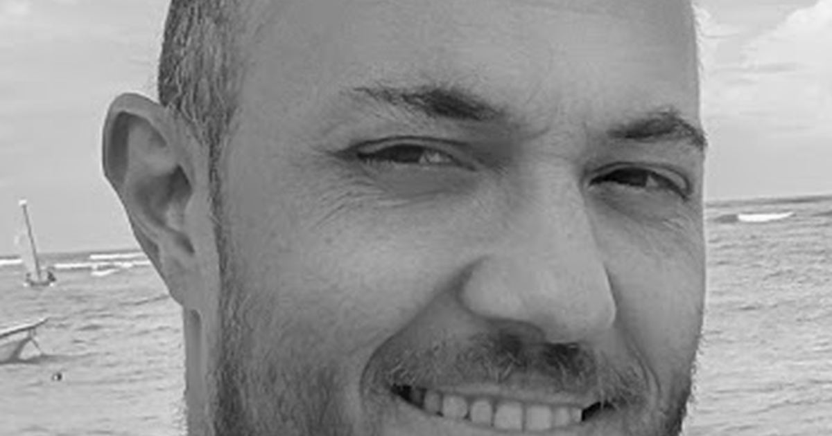 Nicolas - Coach for: Business analysts, Sales managers, Sales ...